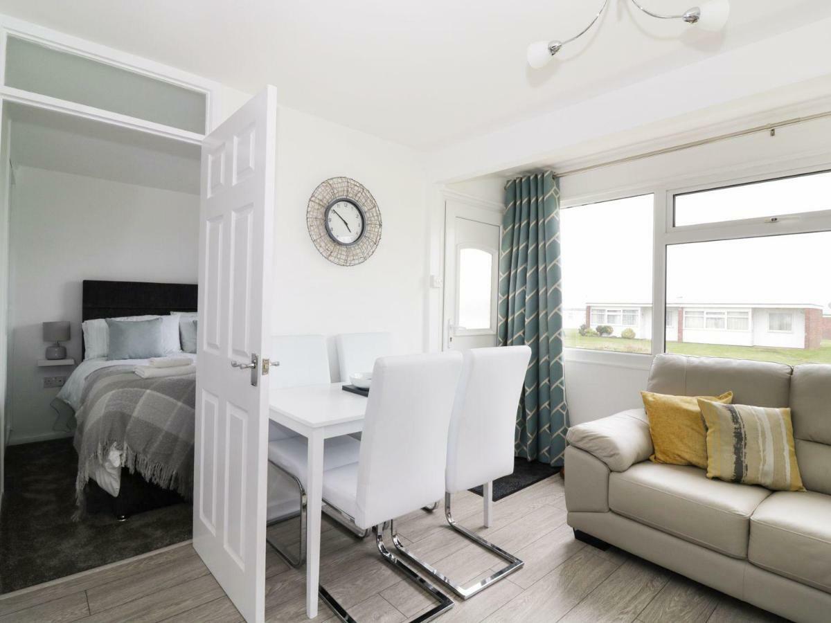 Sunbeach Chalets Great Yarmouth Exterior foto
